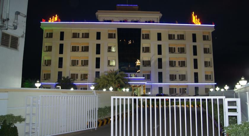 Hotel Mgm Grand Srikalahasti Exteriör bild